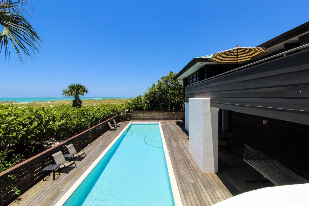 Tropical Beachfront Luxury Rental Home Florida